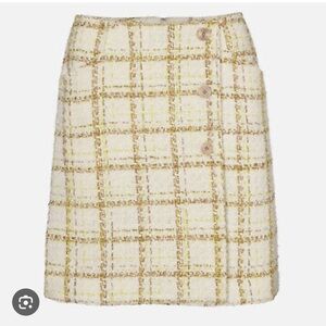 New- CAbi tweed skirt